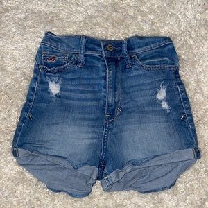HOLLISTER: blue denim shorts size 00